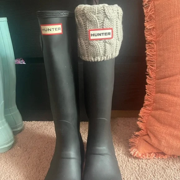 Hunter Boots - Picture 2 of 8